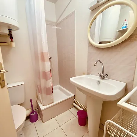 T2 Confortable A Saint-pierre-la-mer - 4 Pers, Proche Plage, Equipe, Balcon, Animations A Proximite - Fr-1-795-47 Apartment