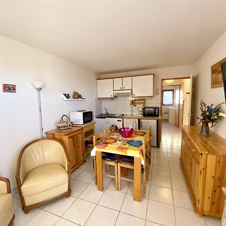 T2 Confortable A Saint-pierre-la-mer - 4 Pers, Proche Plage, Equipe, Balcon, Animations A Proximite - Fr-1-795-47 *
