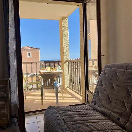 Apartmán T2 Confortable A Saint-pierre-la-mer - 4 Pers, Proche Plage, Equipe, Balcon, Animations A Proximite - Fr-1-795-47